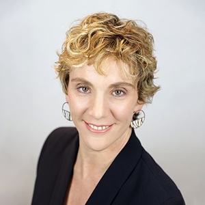Béatrice RIVAS-SIEDEL (MS Finance, 1994) Béatrice RIVAS-SIEDEL (MS Finance, 1994)