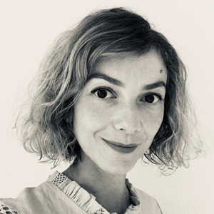 Emilie POILROUX (MS Management des Hommes et des Organisations, 2005) Emilie POILROUX (MS Management des Hommes et des Organisations, 2005)